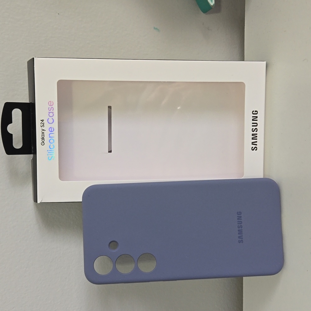 Galaxy S24 Silicone Protector Case